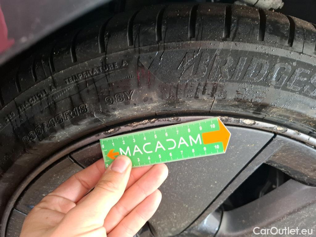  Tesla  Model 3 TESLA  / 2018 / 4P / Berline Grande Autonomie Dual Motor AWD #18