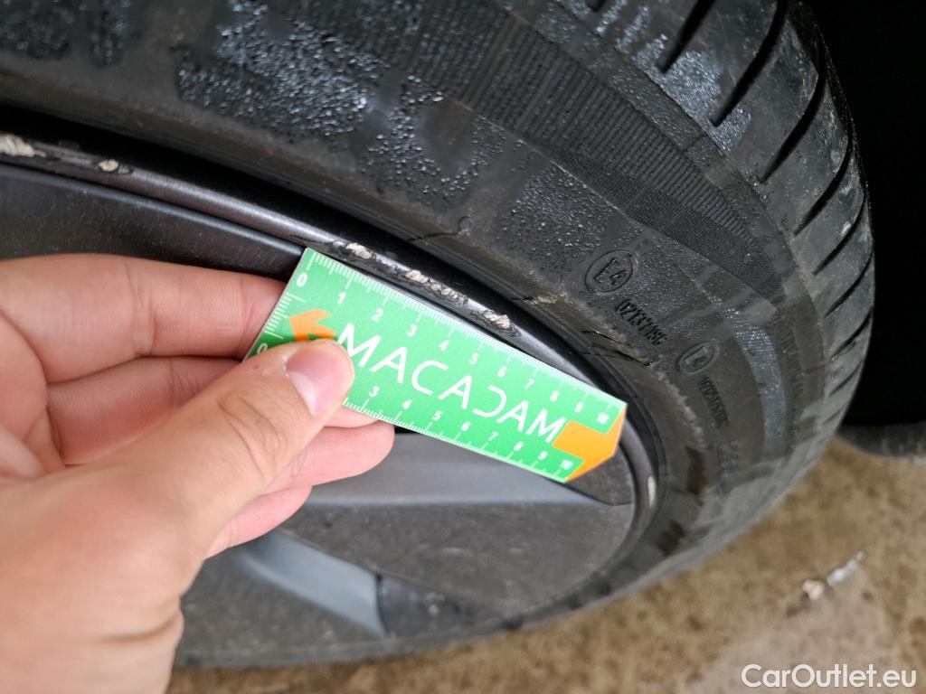  Tesla  Model 3 TESLA  / 2018 / 4P / Berline Grande Autonomie Dual Motor AWD #4