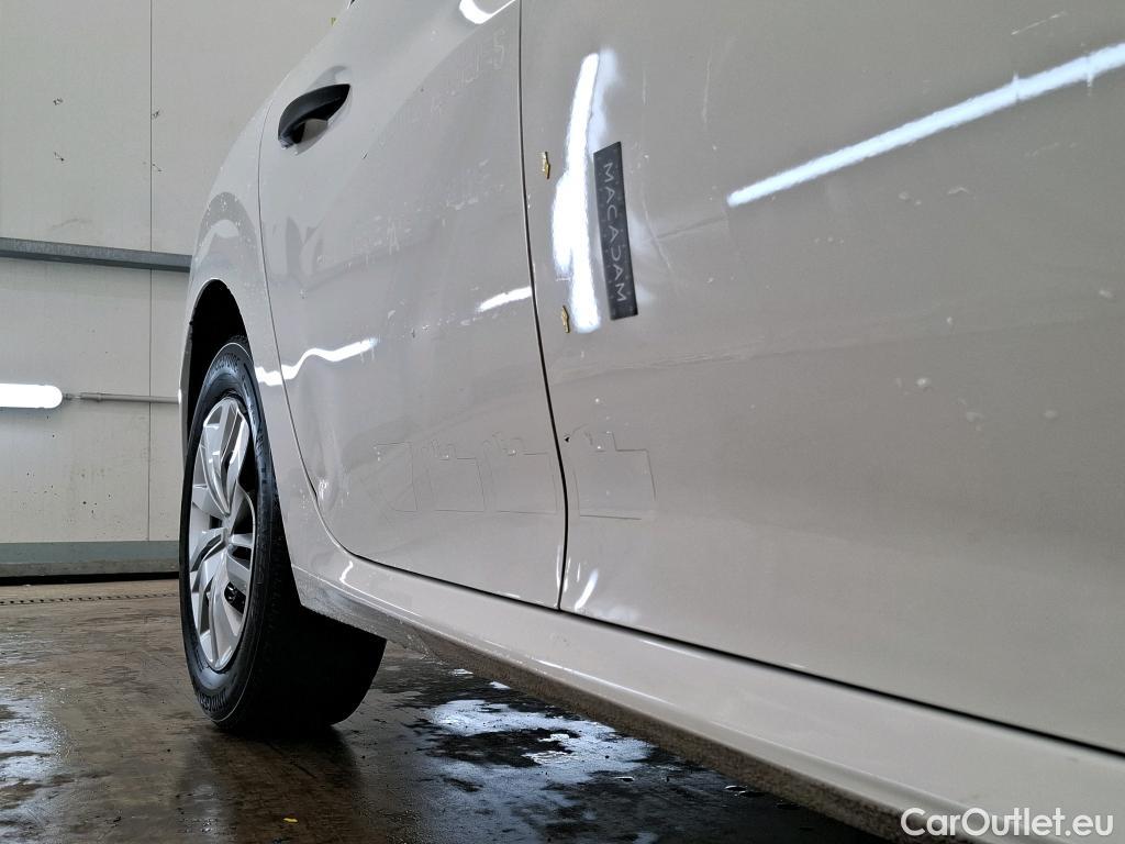  Peugeot  208  Premium 1.5 HDi 100CV BVM6 E6d #8