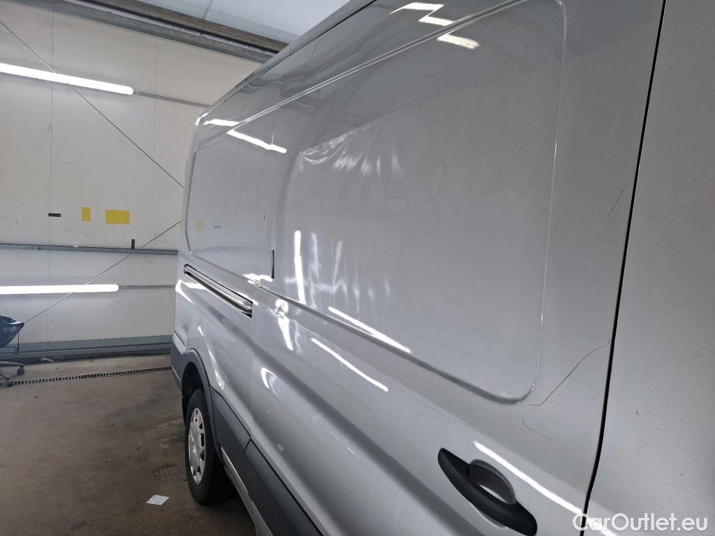  Ford  Transit  Fourgon 310 L3 Trend 2.0 TDCi 105CV BVM6 E6 #9