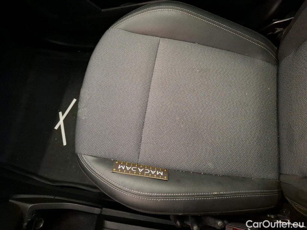  Renault  Kangoo RENAULT  / 2021 / 4P / Fourgonnette EXTRA - BLUE DCI 115 L2 #35