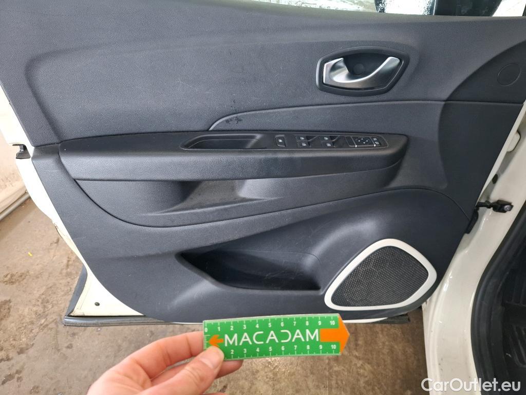  Renault  Captur  Business 0.9 TCe 90CV BVM5 E6 / TRANSFO VP/VF #40