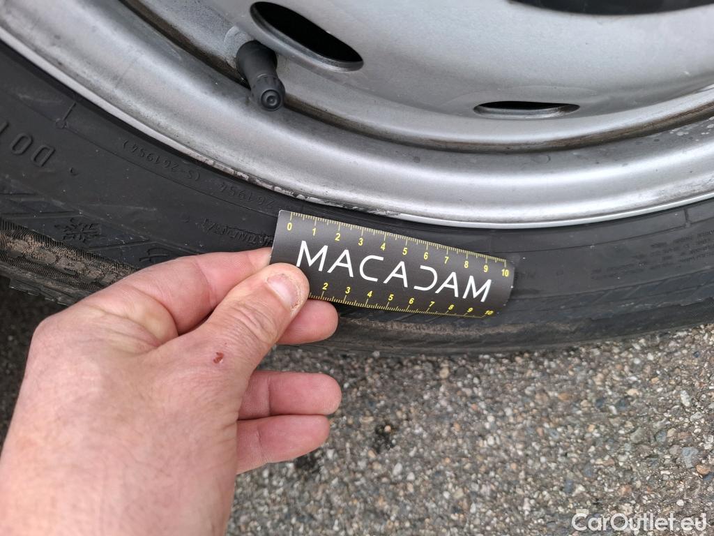  Renault  Trafic  III Fourgon L2H1 3T Grand Confort 2.0 dCi 130CV BVM6 E6d #6