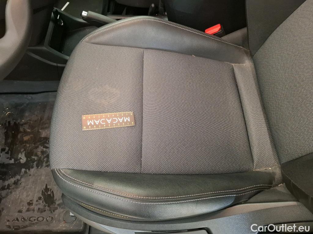  Renault  Kangoo RENAULT  / 2021 / 4P / Fourgonnette EXTRA - BLUE DCI 115 L2 #39