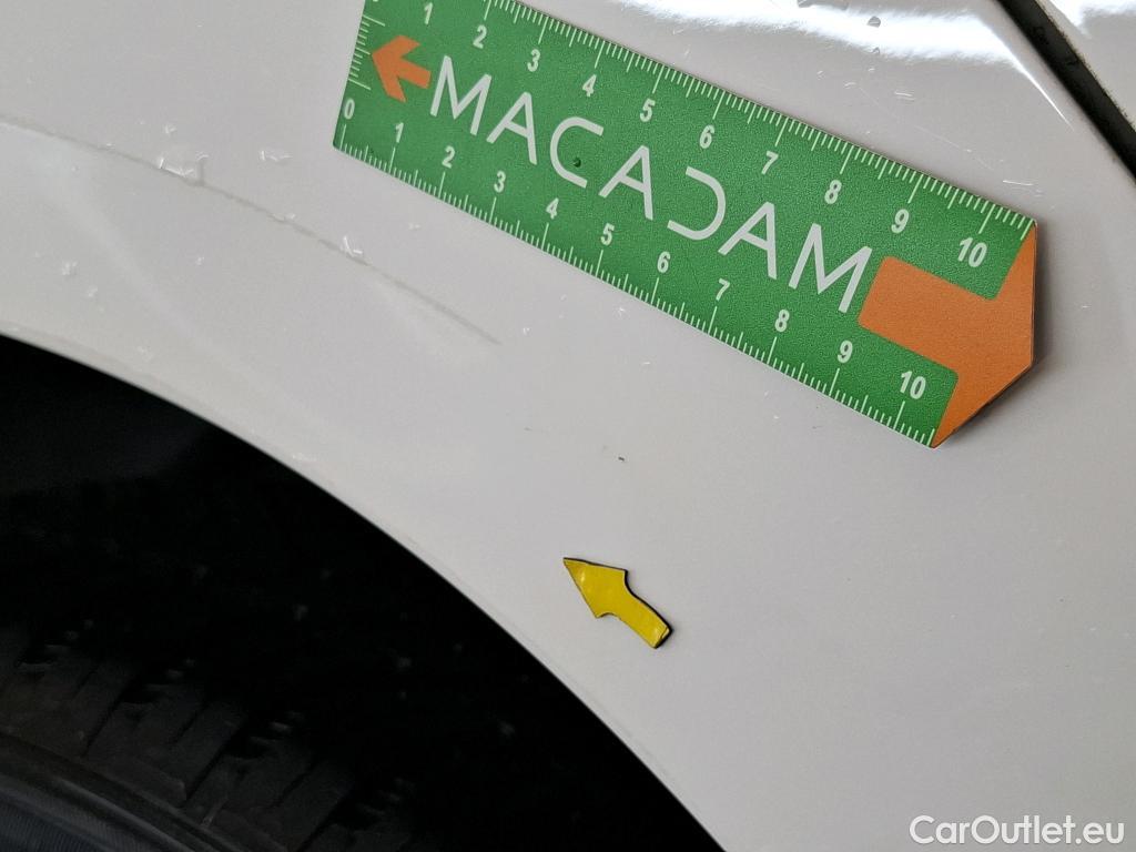  Peugeot  208  Premium 1.5 HDi 100CV BVM6 E6d #4