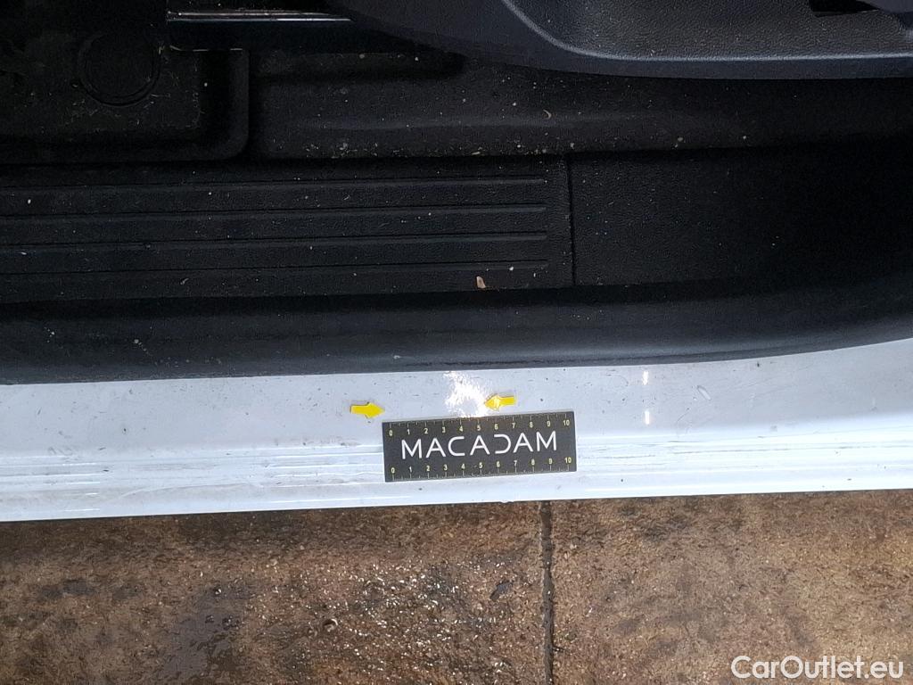  Renault  Kangoo RENAULT  / 2021 / 4P / Fourgonnette EXTRA - BLUE DCI 115 L2 #33