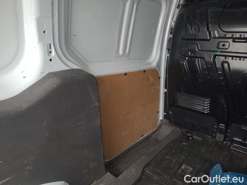  Ford  Transit Connect  (2013) Tr.Co.1.5EB 74 TREND L2 4d #17