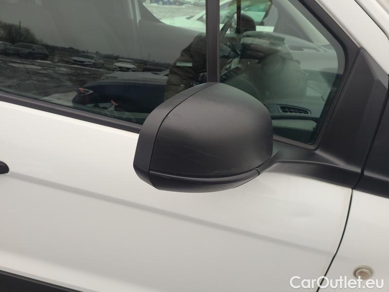  Ford  Transit Connect  (2013) Tr.Co.1.5EB 74 TREND L2 4d #26