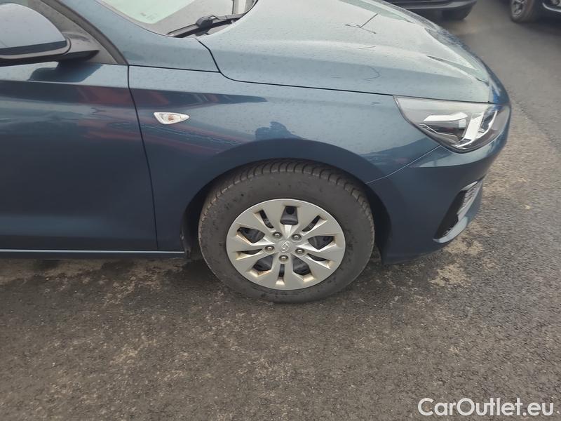  Hyundai  i30  (PD)(01.2017 ->)  kom. TGDI 120 Start Plus #18