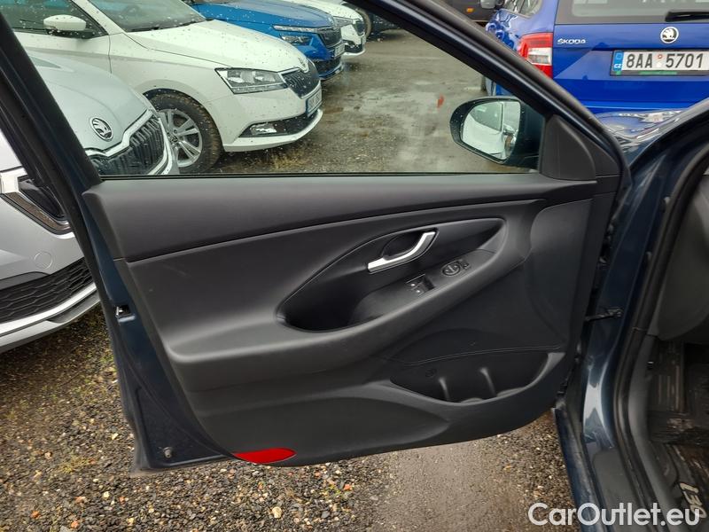  Hyundai  i30  (PD)(01.2017 ->)  kom. TGDI 120 Start Plus #6