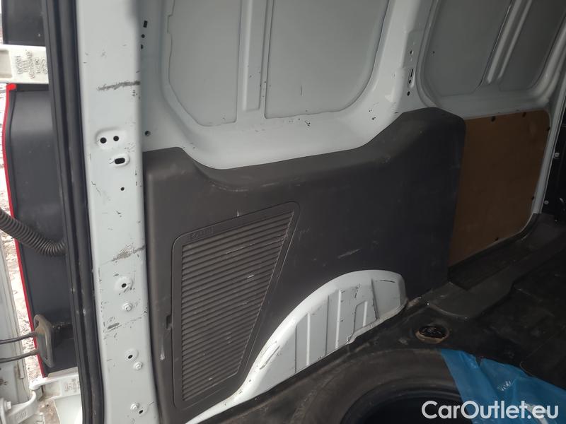  Ford  Transit Connect  (2013) Tr.Co.1.5EB 74 TREND L2 4d #18