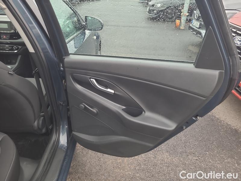  Hyundai  i30  (PD)(01.2017 ->)  kom. TGDI 120 Start Plus #14