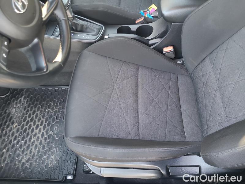  Hyundai  Bayon   (2021)  1.0T-GDI MHEV Style AT #9