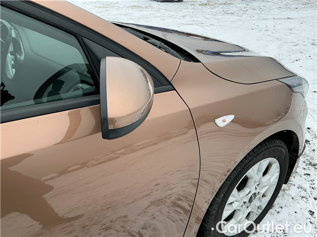  KIA  Cee'd Ceed SW 1.5 T-GDI 118 Spin AT #4