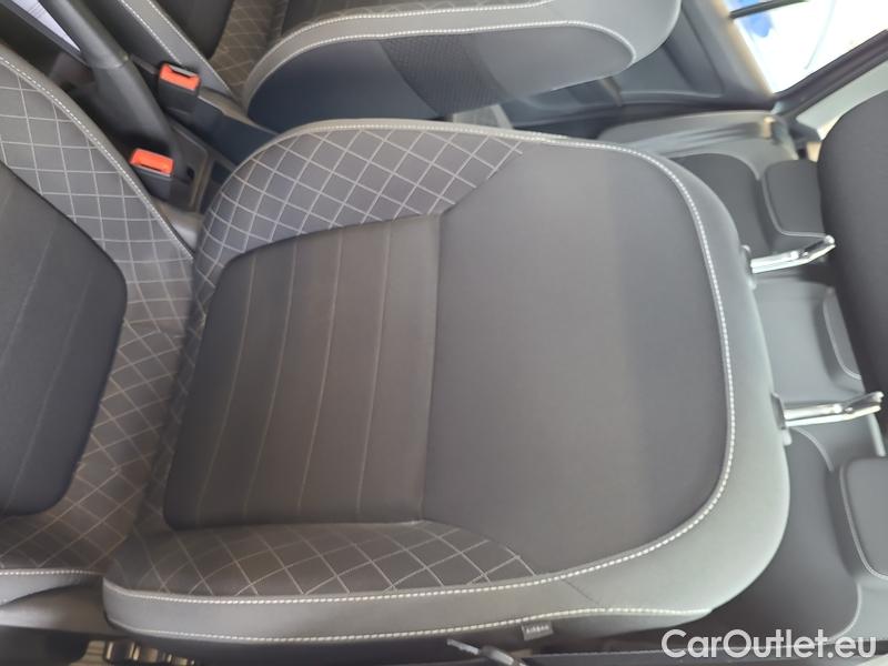  Skoda  Fabia  Combi (2015)  Com 1.0TSI 81 Ambition #10