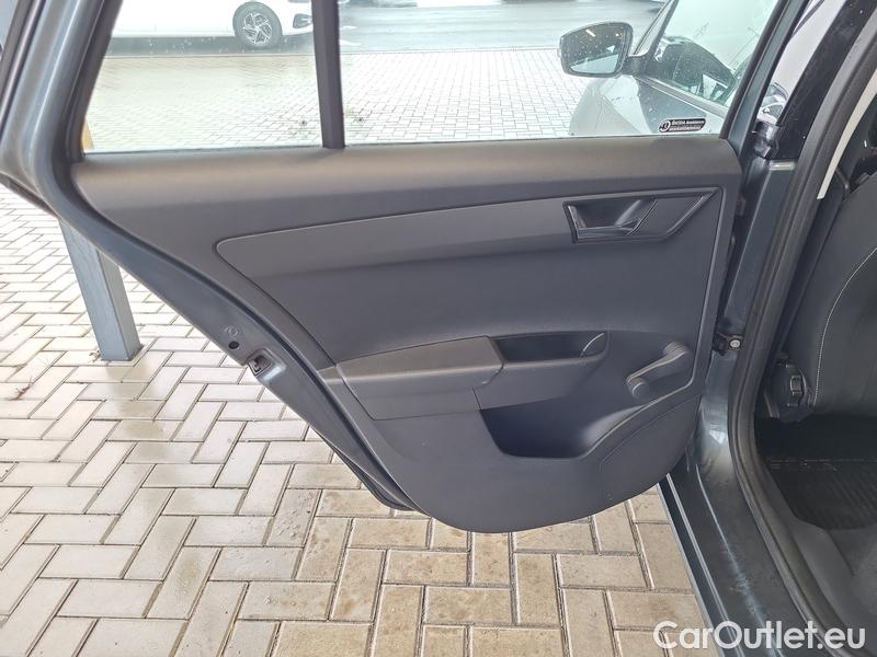  Skoda  Fabia  Combi (2015)  Com 1.0TSI 81 Ambition #12