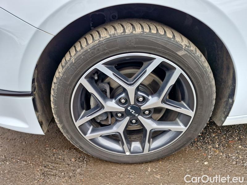  KIA  Cee'd Ceed  (CD) (2018->) Ceed SW 1.5 T-GDI 118 Top #3
