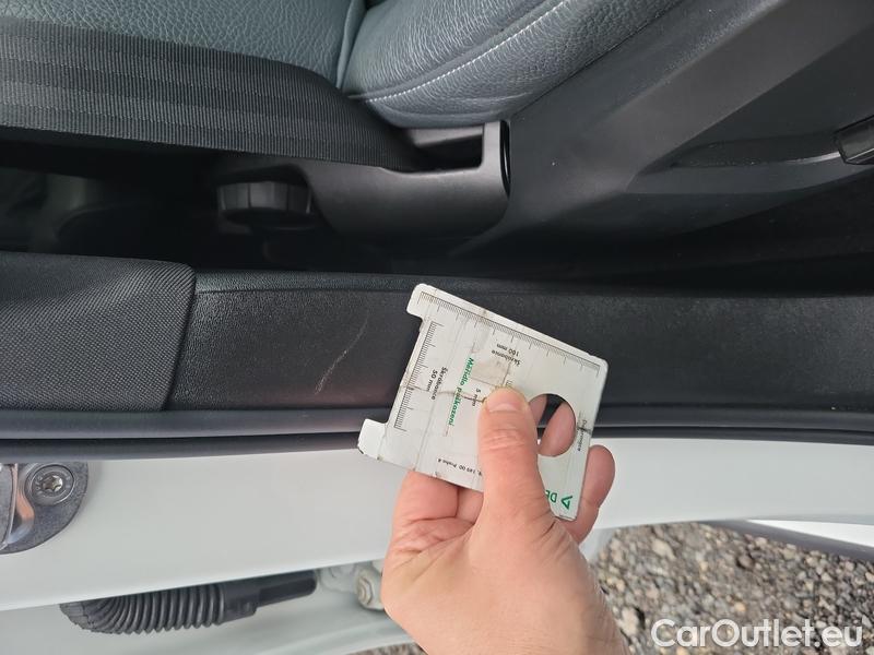  Volvo  XC90 XC 90 (2015)  B5 D Momentum Pro AWD AT #30