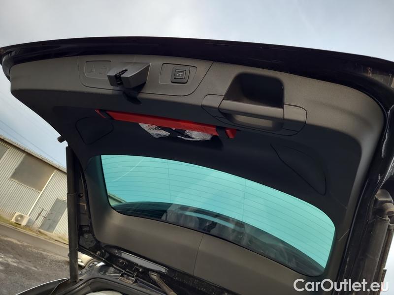  Opel  Insignia  Sports  Tourer (2017) Ins.ST 2.0CDTI 128 Ultimate AT #19