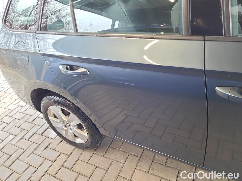  Skoda  Fabia  Combi (2015)  Com 1.0TSI 81 Ambition #17