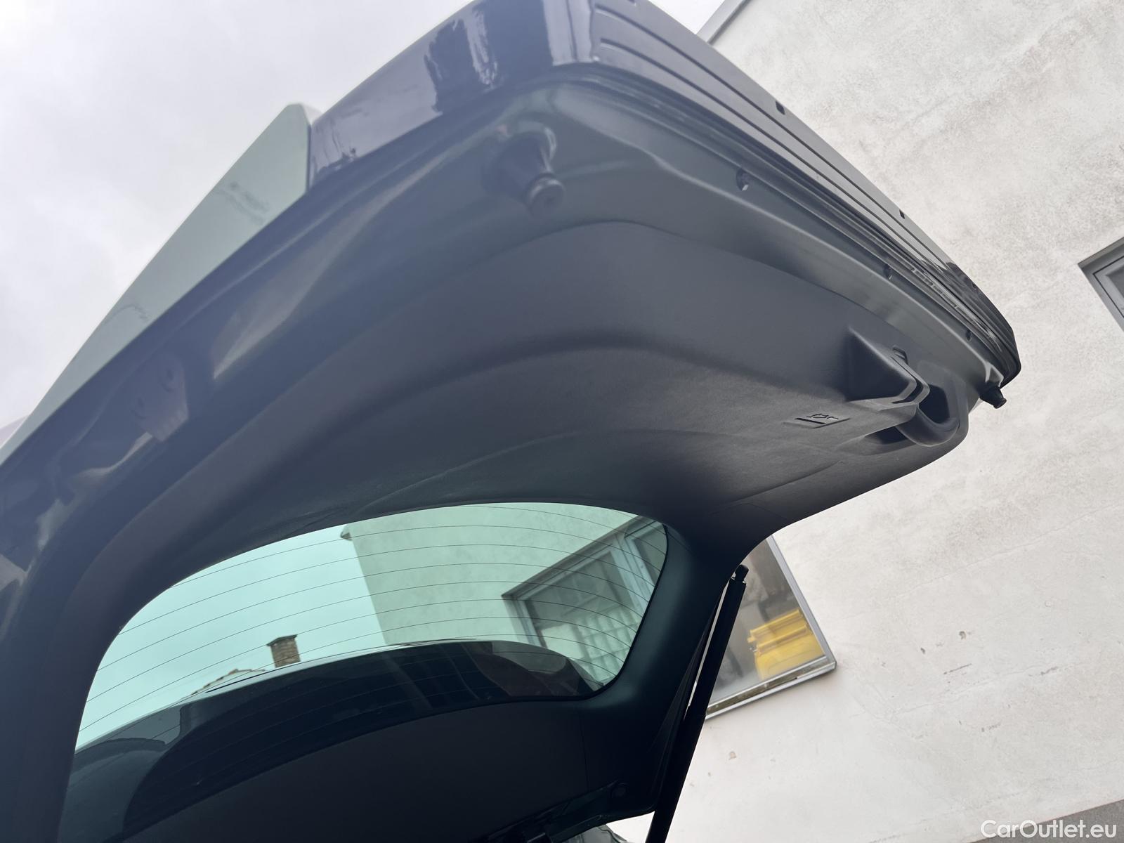  KIA  Sportage  (NQ5)(2022->)  1.6HEV 169 TOP AT #12