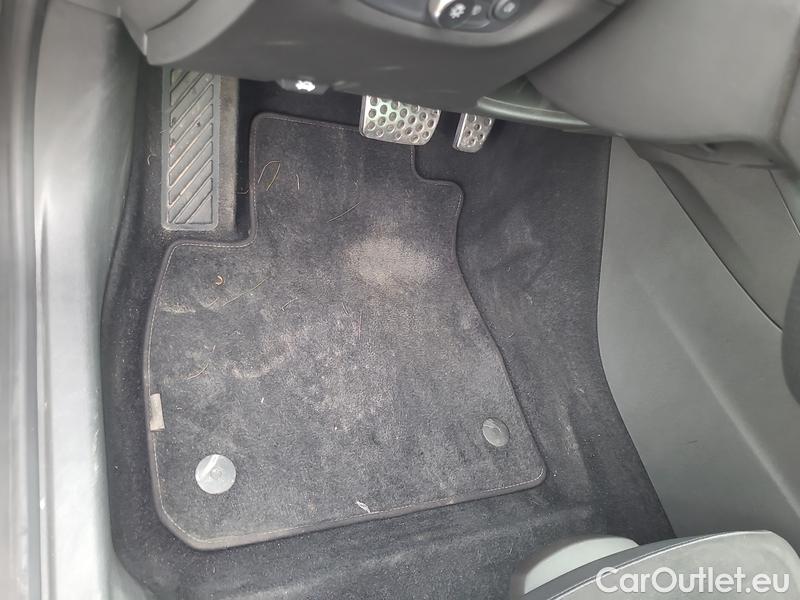  Opel  Insignia  Sports  Tourer (2017) Ins.ST 2.0CDTI 128 Ultimate AT #8