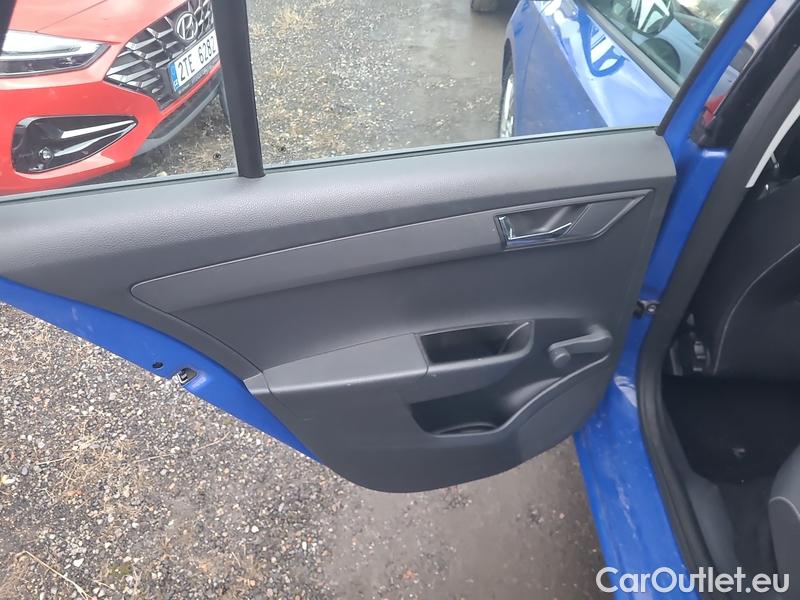  Skoda  Fabia  Combi (2015) Com.1.0TSI 70 Ambition 5d #20