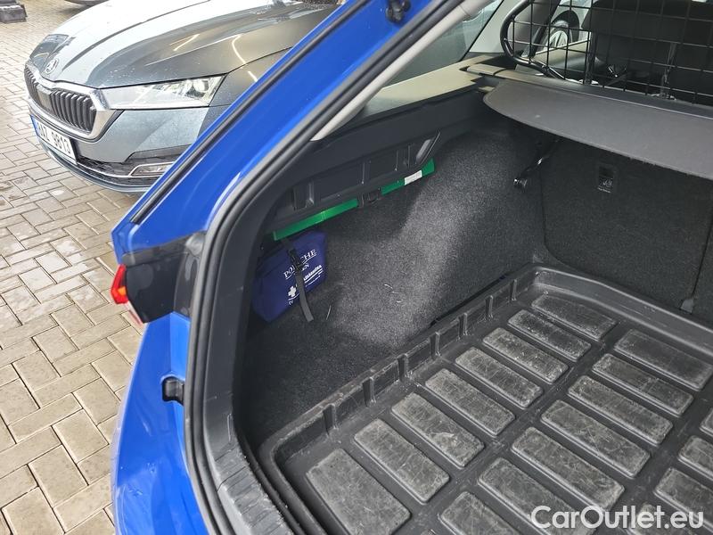  Skoda  Octavia  Combi (NX3)(2020) Oct.Combi 1.0TSI 81 Active #8