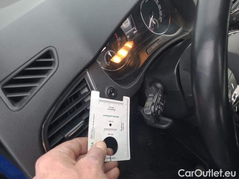  Skoda  Fabia  Combi (2015) Com.1.0TSI 70 Ambition 5d #16