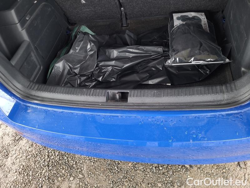  Skoda  Fabia  3 (2015)  1.0TSI 70 Active #10