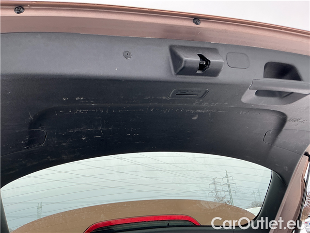  KIA  Cee'd Ceed SW 1.5 T-GDI 118 Spin AT #6