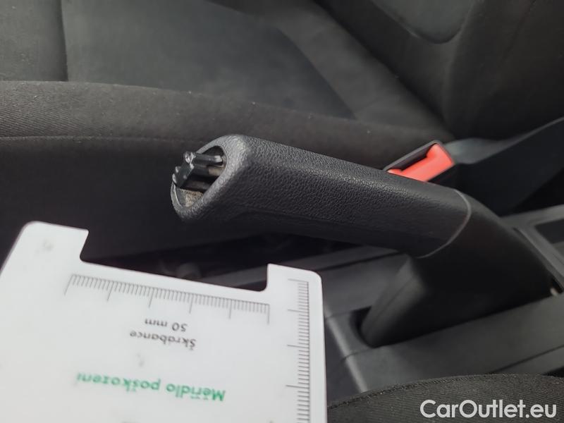  Skoda  Fabia  3 (2015)  1.0TSI 70 Active #19