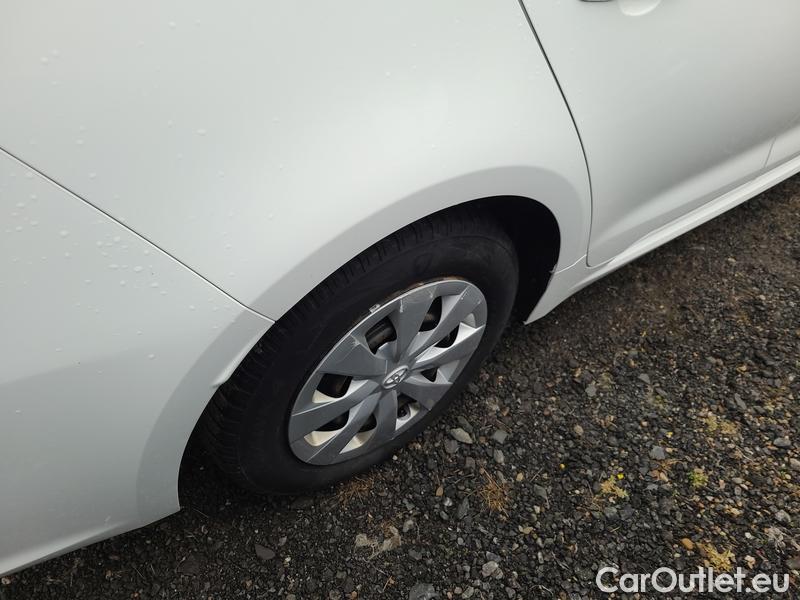  Toyota  Corolla  (E21) (2019)  1.8Hyb.Active AT #4