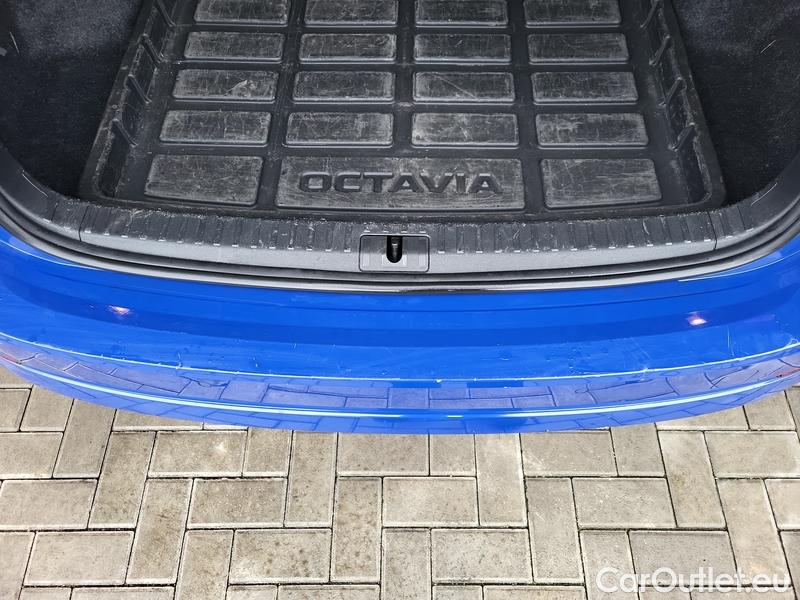  Skoda  Octavia  Combi (NX3)(2020) Oct.Combi 1.0TSI 81 Active #6