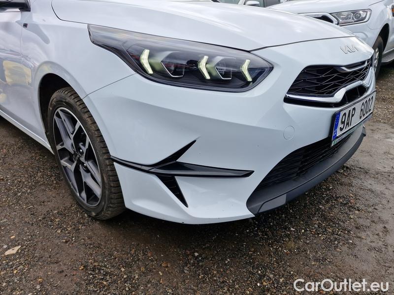  KIA  Cee'd Ceed  (CD) (2018->) Ceed SW 1.5 T-GDI 118 Top #2