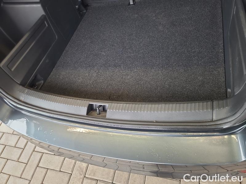  Skoda  Fabia  Combi (2015)  Com 1.0TSI 81 Ambition #15