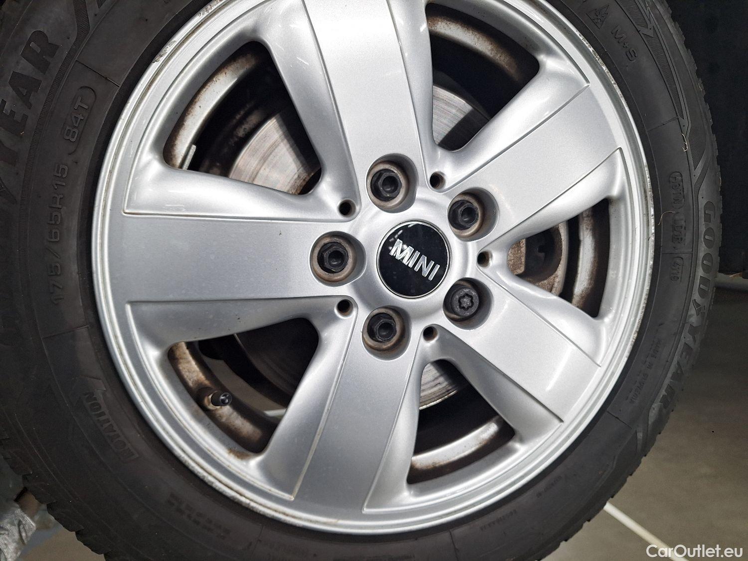  Mini  Cooper MINI, Mini 5d '14, Mini 5 door One 5d #1