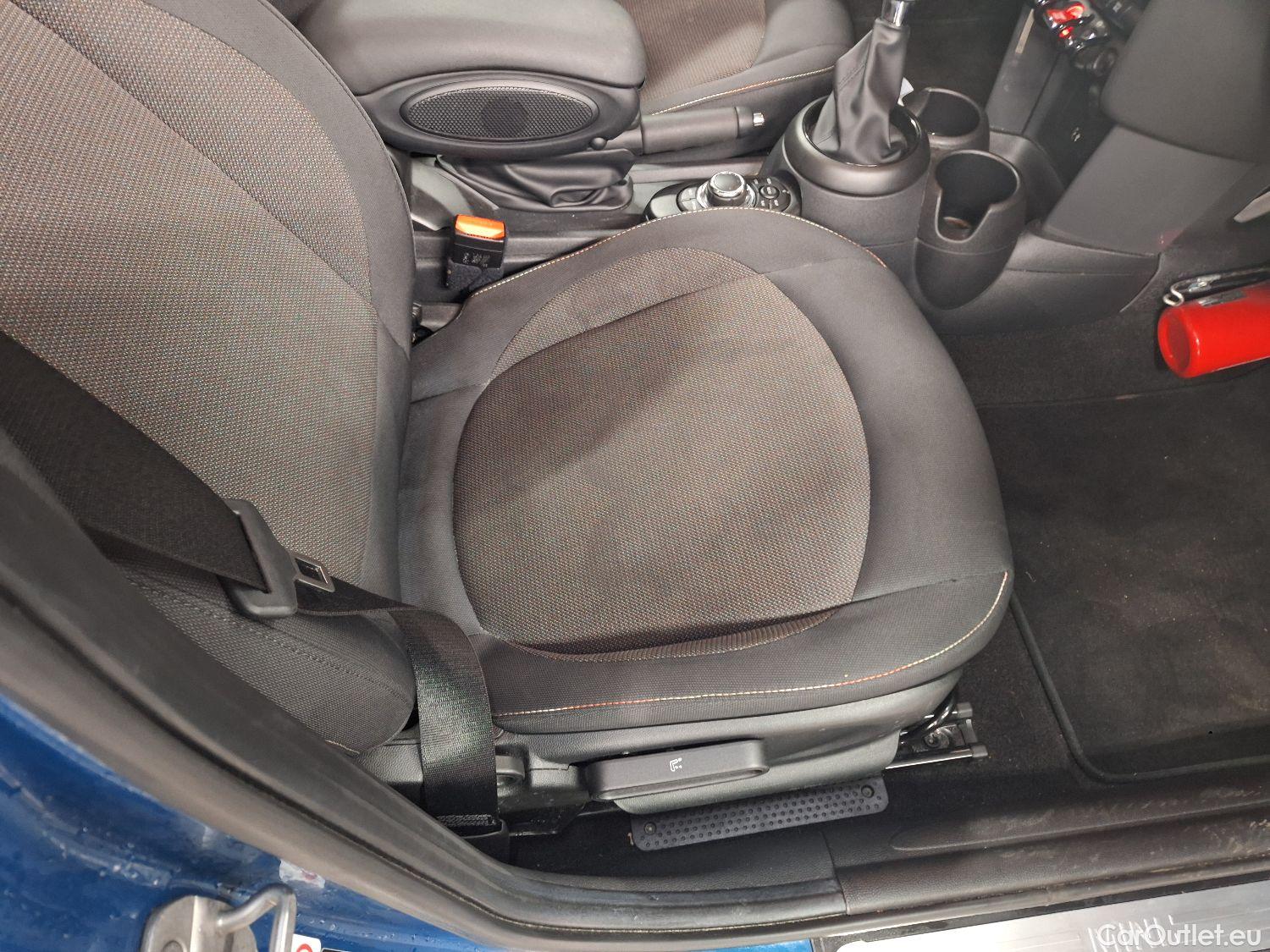  Mini  Cooper MINI, Mini 5d '14, Mini 5 door One 5d #31