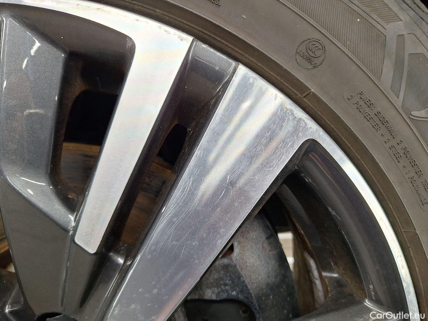  Peugeot  3008 Peugeot,  FL'20 PHEV, Peugeot  Hybrid 225 e-Auto8 Allure 5d #2