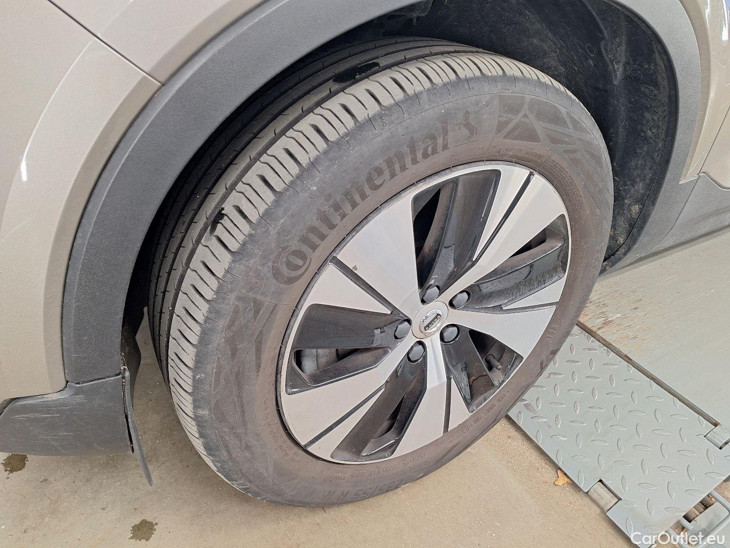  Volvo  XC 40 Volvo, XC40 '17, Volvo XC40 T5 Recharge Geartronic Inscription Expr #45