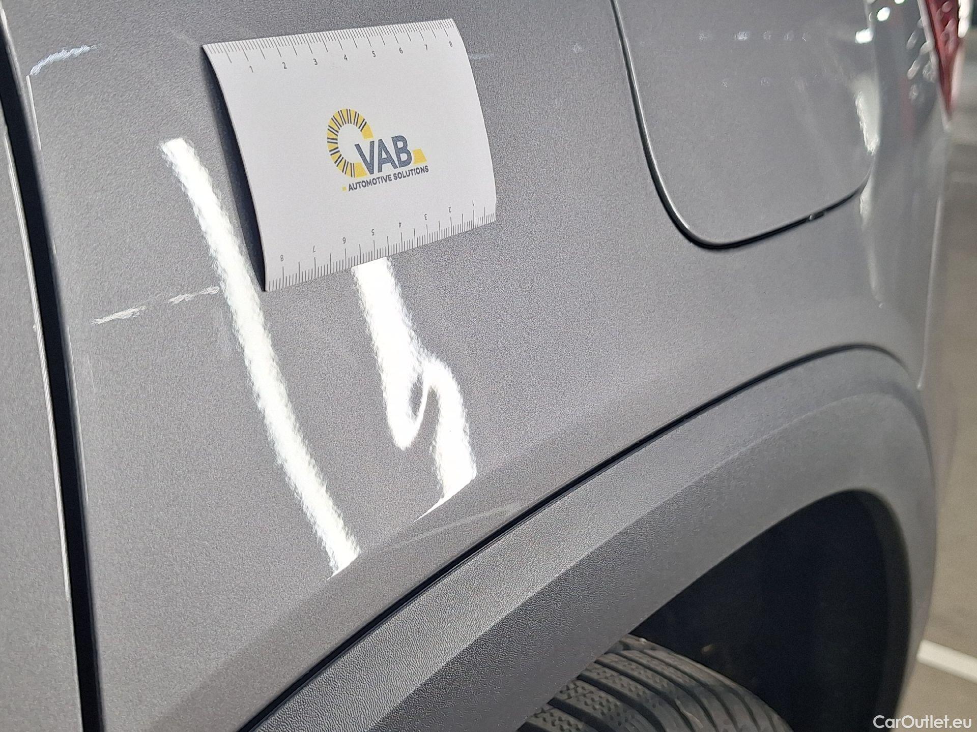  Mercedes  GLB Mercedes,  '19, Mercedes-Benz   180 d Business Solution 5d #25