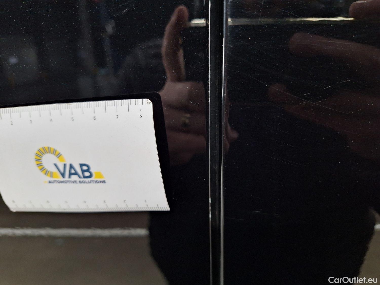  Volvo  XC 40 Volvo, XC40 '17, Volvo XC40 T3 Geartronic Momentum Pro 5d #26