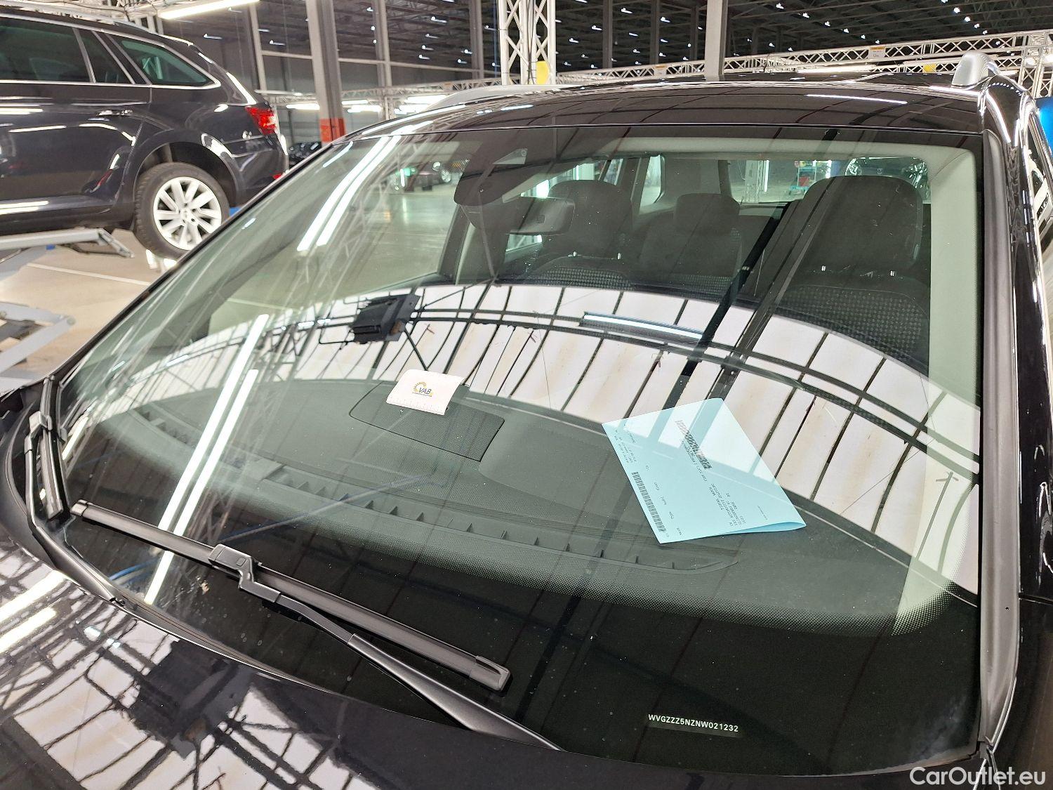  Volkswagen  Tiguan VW,  FL'20, Volkswagen  1.5 TSI 110kW DSG Active 5d #46