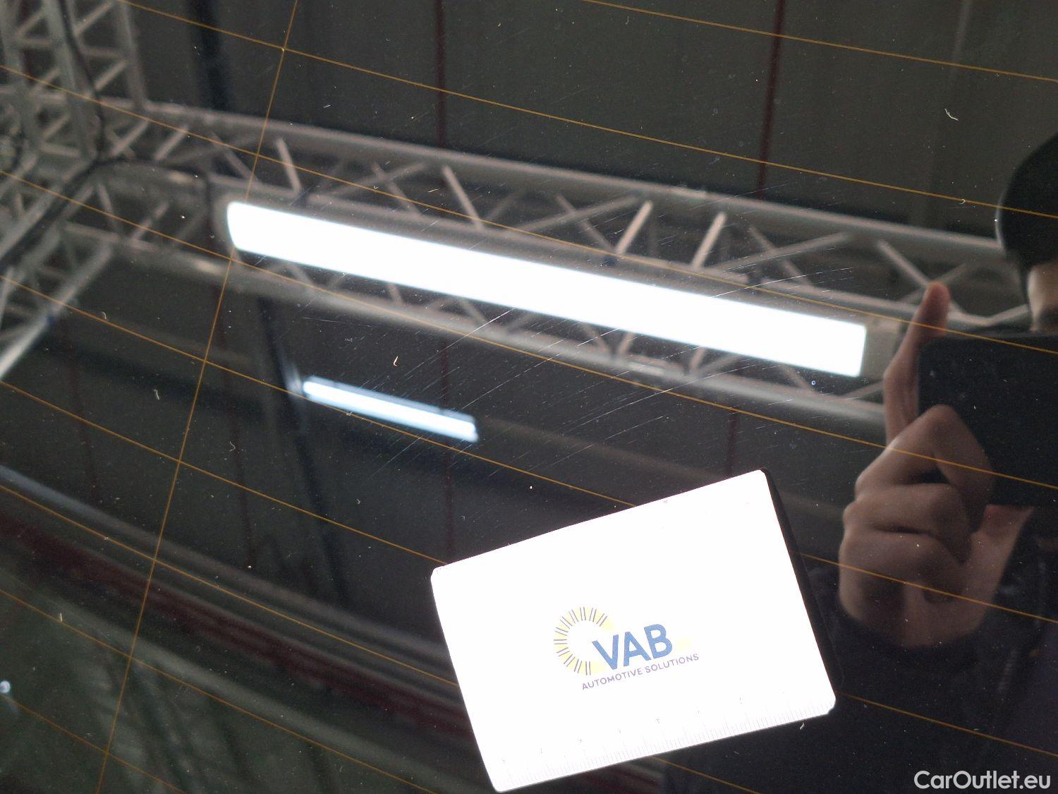  Ford  Focus Ford,  '18, Ford  1.0i EcoB. 74kW Trend Ed. Business 5d #34