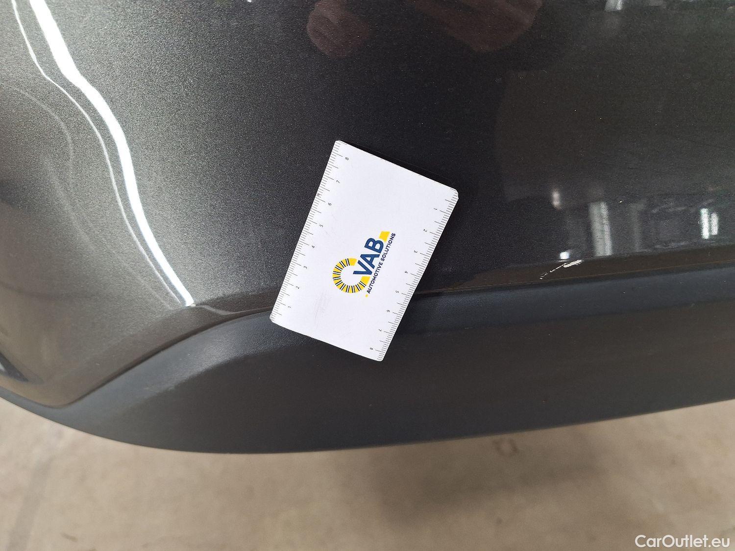  Ford  Focus Ford,  '18, Ford  1.0i EcoB. 74kW Trend Ed. Business 5d #23