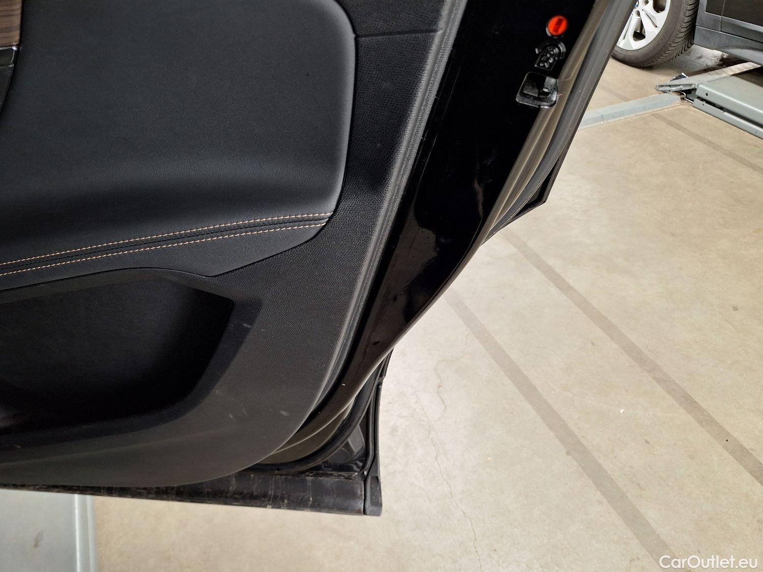  Peugeot  5008 Peugeot,  FL'20, Peugeot  1.2 PureTech 96kW S&S EAT8 GT Pack 5d #26