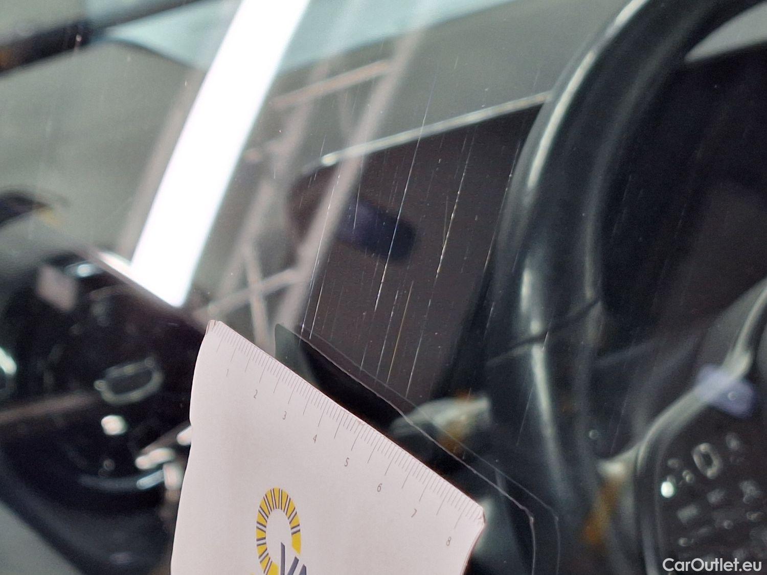  Mercedes  GLB Mercedes,  '19, Mercedes-Benz   200 d Business Solution 5d #55