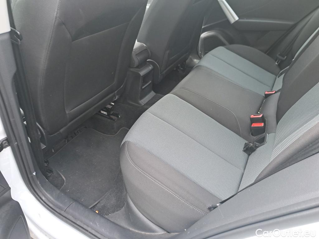  Audi  Q2 AUDI  / 2016 / 5P / todoterreno Design 30 TFSI 85kW (116CV) #7