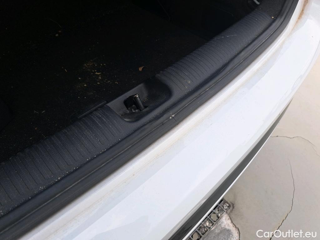  Audi  Q2 AUDI  / 2016 / 5P / todoterreno Design 30 TFSI 85kW (116CV) #1