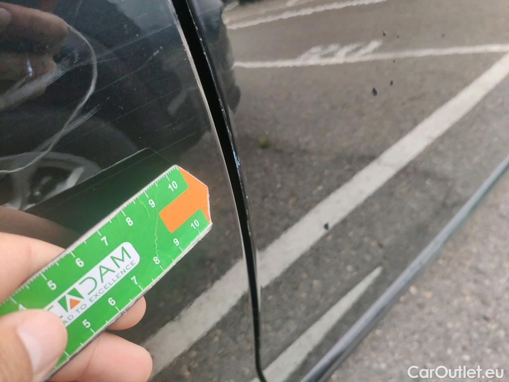  Audi  A4 AUDI  / 2019 / 5P / familiar Avant S line 35 TDI 120kW S tronic #9